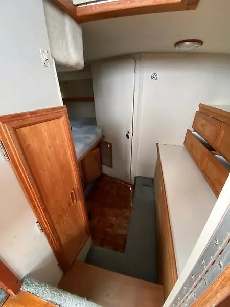 1990 Carver 3207