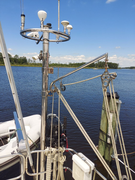 2002 Hylas 46
