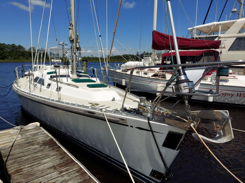 2002 Hylas 46