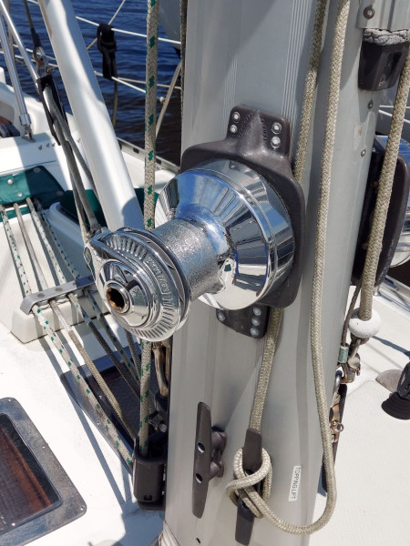 2002 Hylas 46