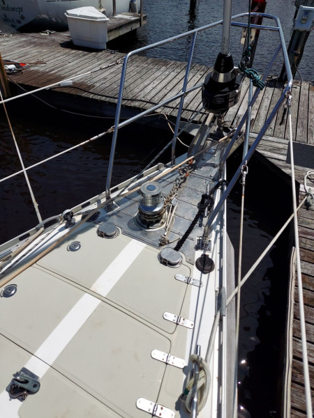 2002 Hylas 46
