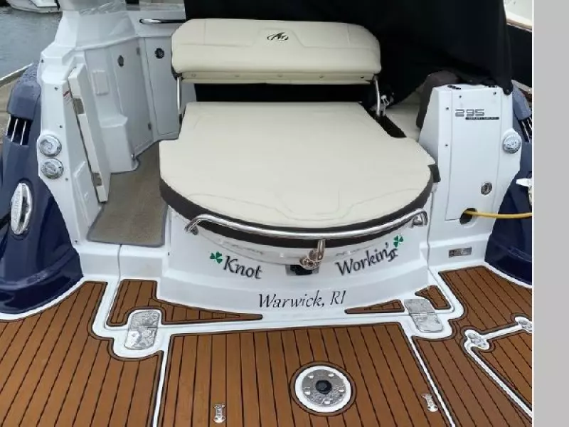 2017 Monterey 295 Sport Yacht