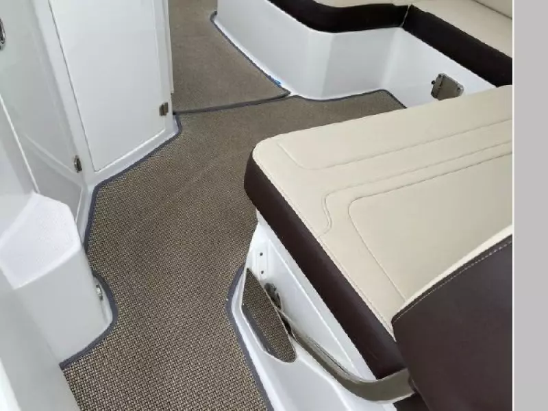 2017 Monterey 295 Sport Yacht