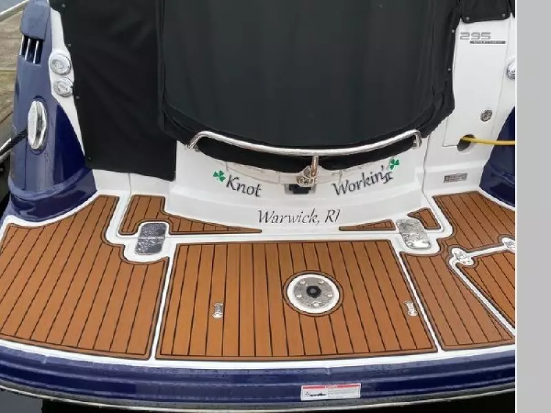 2017 Monterey 295 Sport Yacht