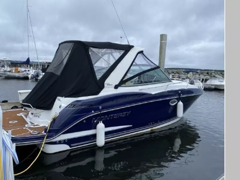 2017 Monterey 295 Sport Yacht