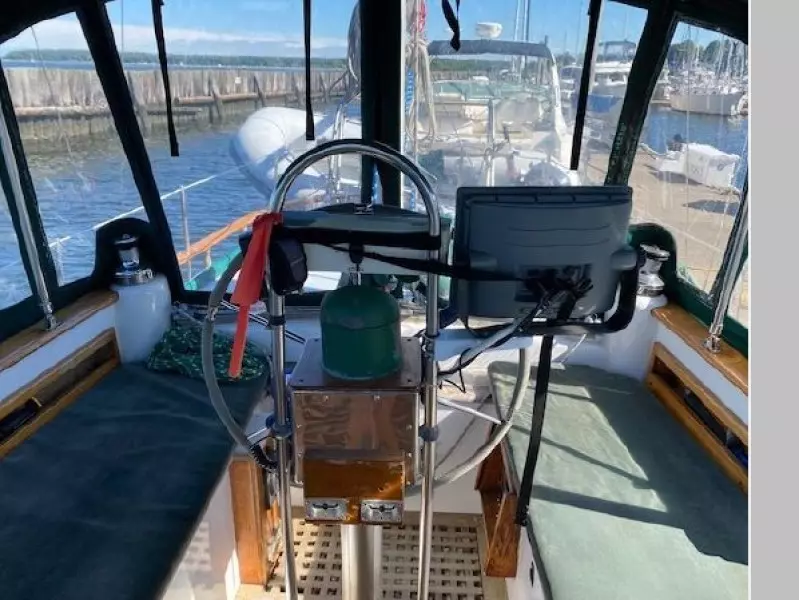 1979 Island Trader 41 Center Cockpit