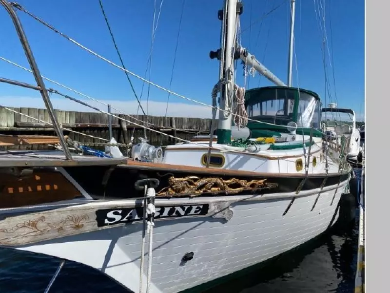 1979 Island Trader 41 Center Cockpit