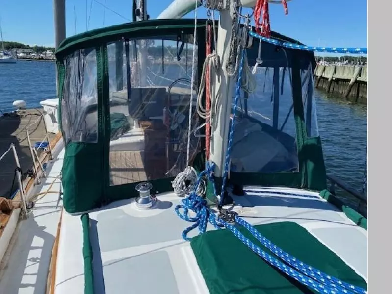 1979 Island Trader 41 Center Cockpit