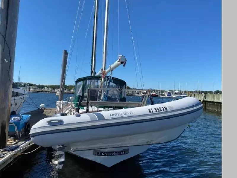 1979 Island Trader 41 Center Cockpit