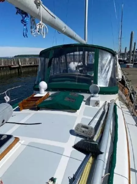 1979 Island Trader 41 Center Cockpit