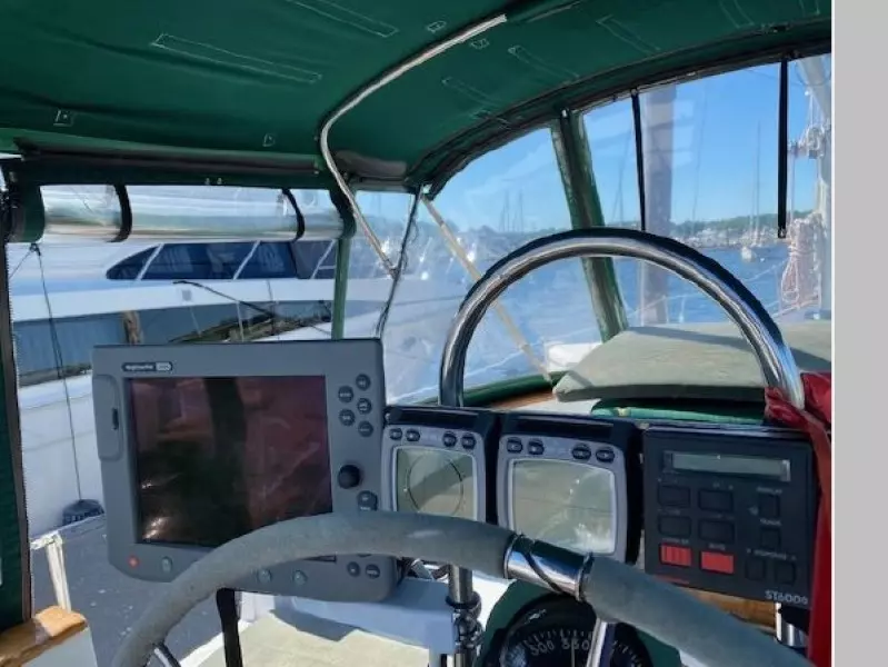 1979 Island Trader 41 Center Cockpit