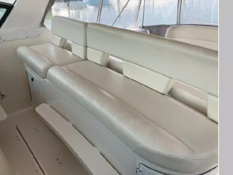 1995 Tiara Yachts 3500 Express