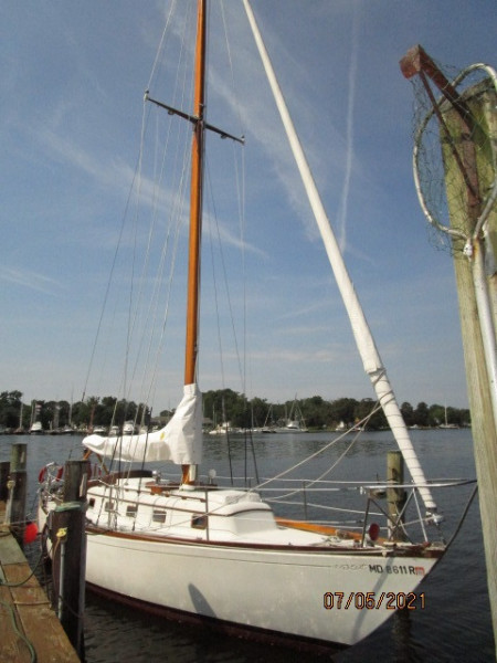 36' Cheoy Lee Sigma starboard forward profile2