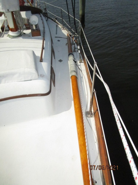36' Cheoy Lee Sigma port side deck