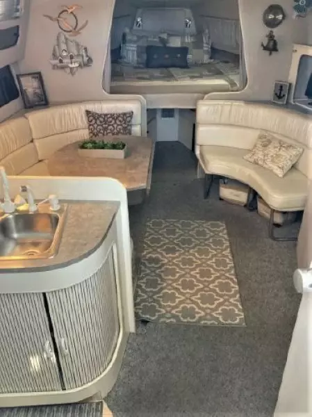 1988 Chris-Craft 370 Amerosport