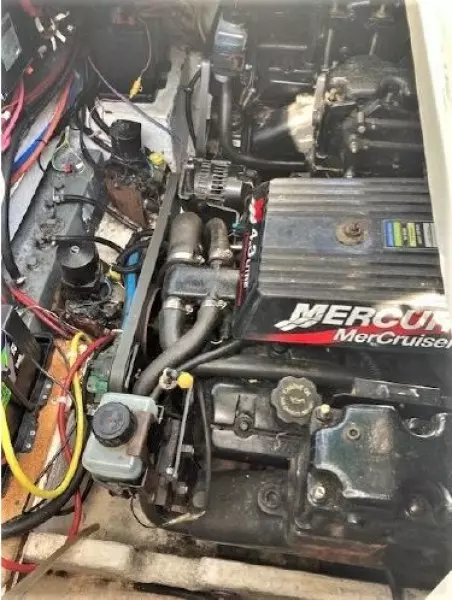 2002 Maxum 2900 SCR