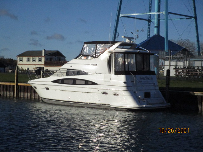 40' Carver port aft profile1