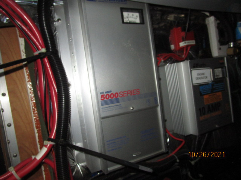 40' Carver battery chargers