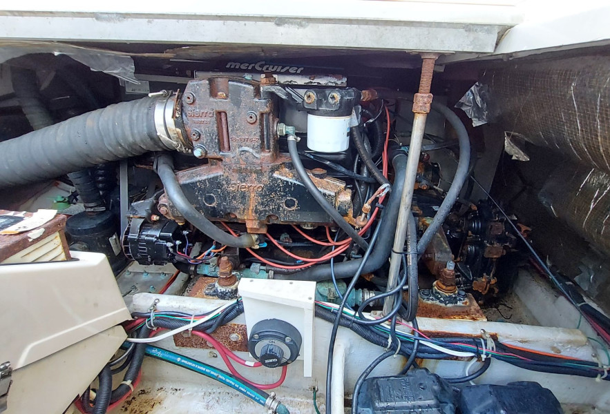 1998 Carver 350 Mariner