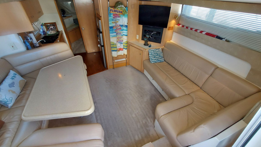 1998 Carver 350 Mariner