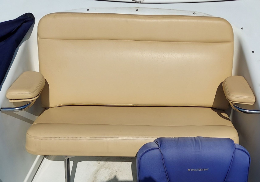 1998 Carver 350 Mariner