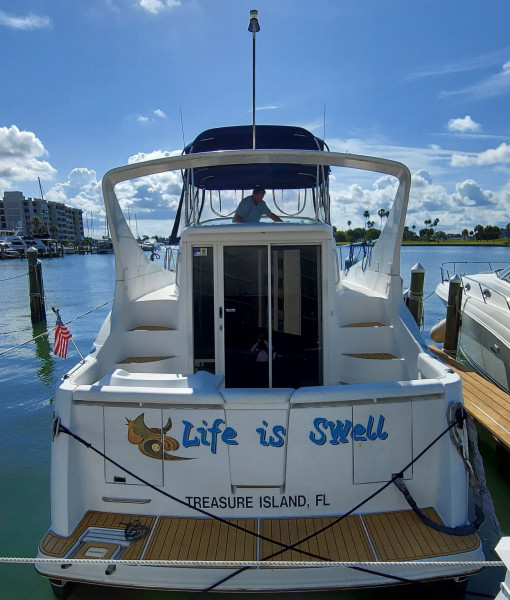 1998 Carver 350 Mariner