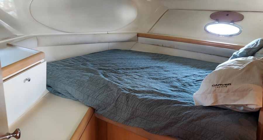 1998 Carver 350 Mariner