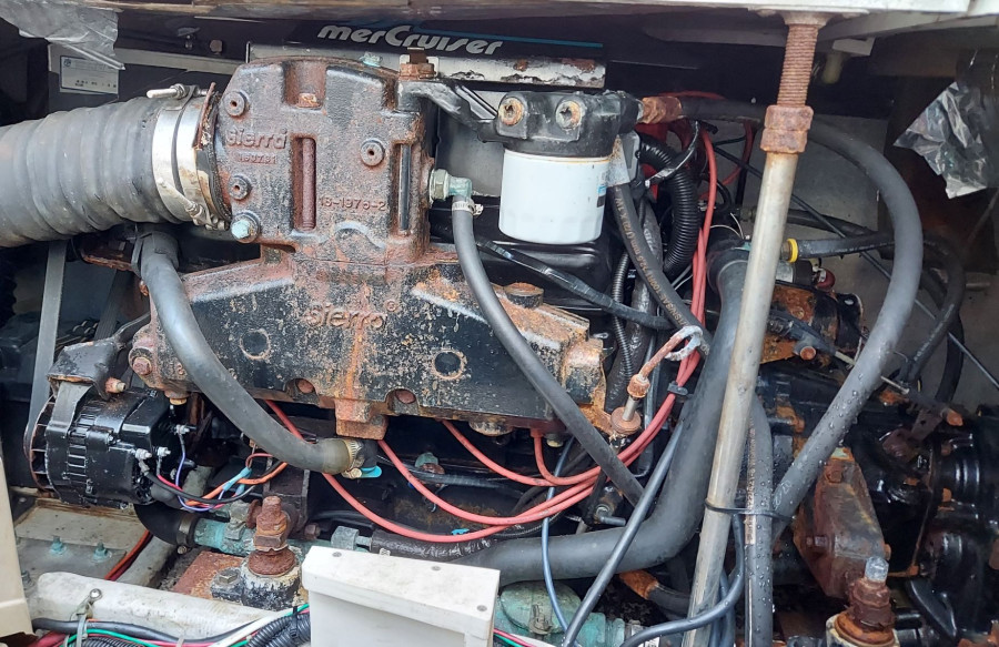 1998 Carver 350 Mariner
