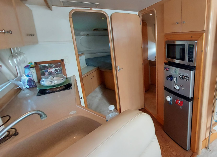 1998 Carver 350 Mariner