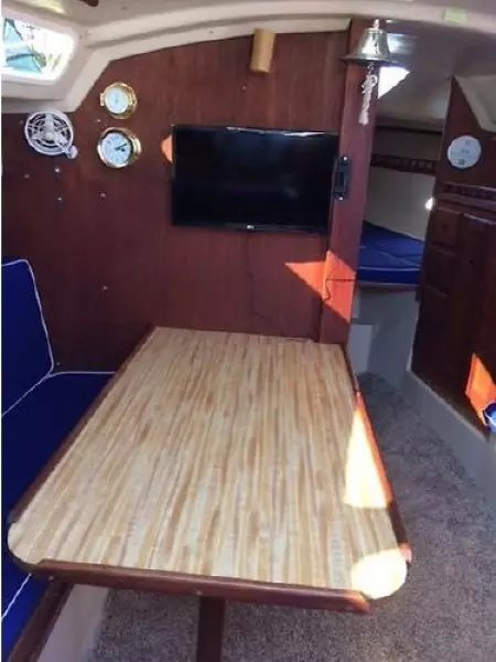 1983 Catalina C-30 Tall Rig