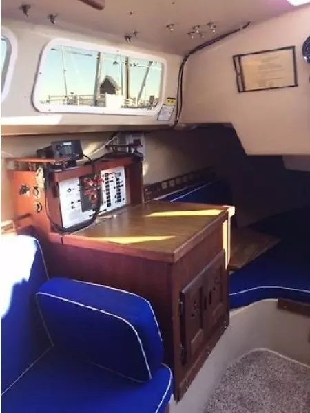 1983 Catalina C-30 Tall Rig