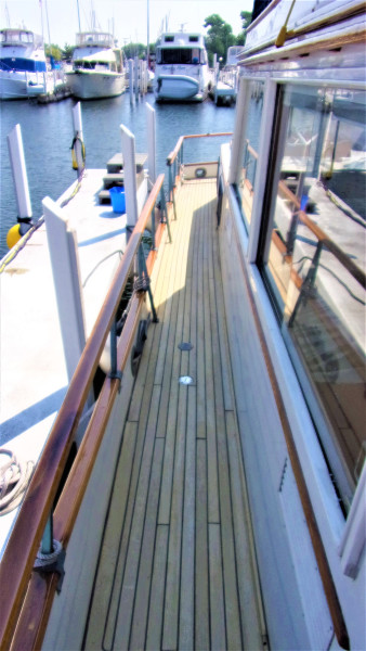 1978 Grand Banks Classic
