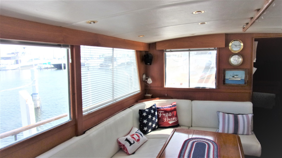 1978 Grand Banks Classic