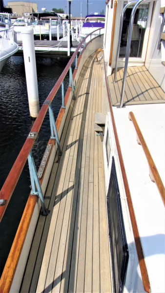 1978 Grand Banks Classic