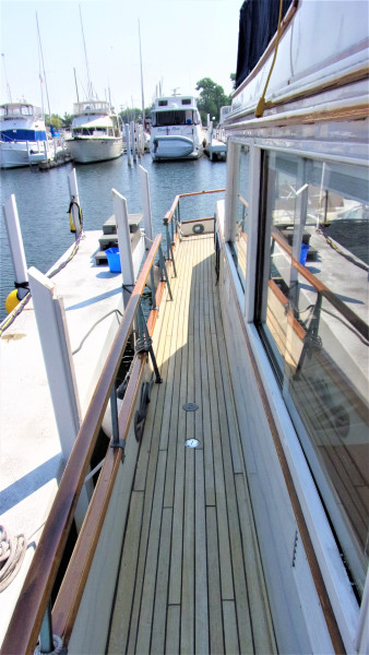 1978 Grand Banks Classic
