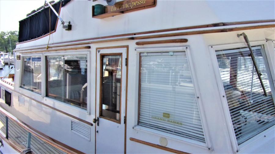 1978 Grand Banks Classic