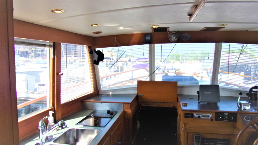 1978 Grand Banks Classic