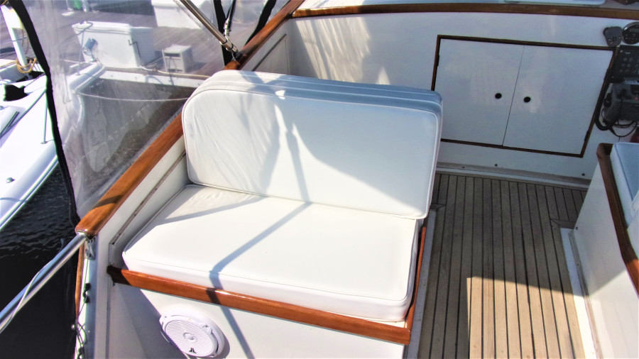 1978 Grand Banks Classic