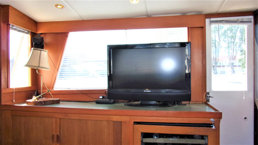1978 Grand Banks Classic