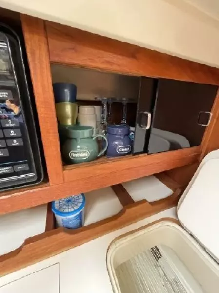 1990 Catalina 42 - 3 Cabin