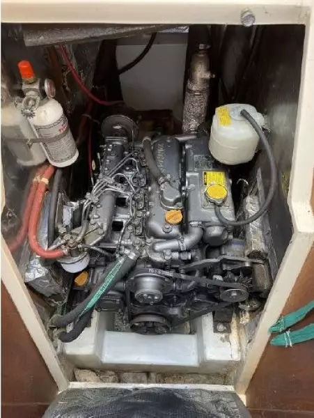 1990 Catalina 42 - 3 Cabin