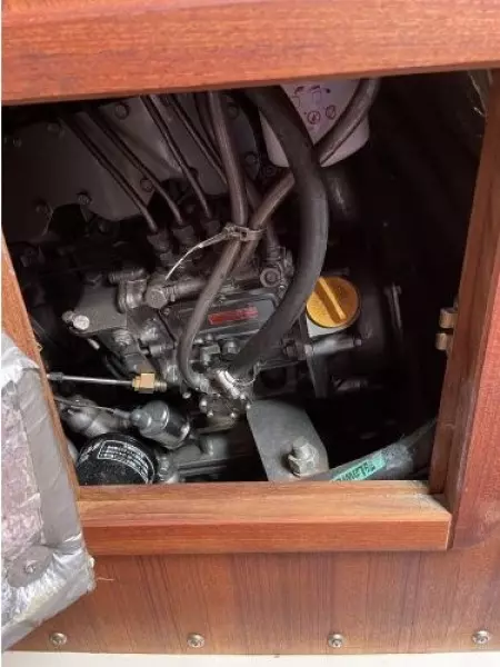 1990 Catalina 42 - 3 Cabin