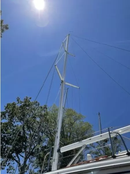 1990 Catalina 42 - 3 Cabin