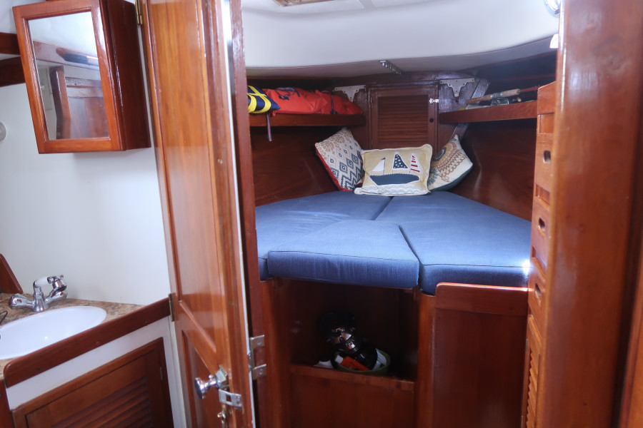 1979 Tartan 37 C