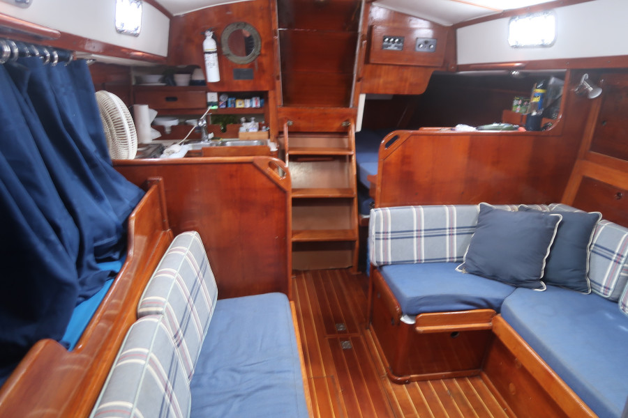 1979 Tartan 37 C