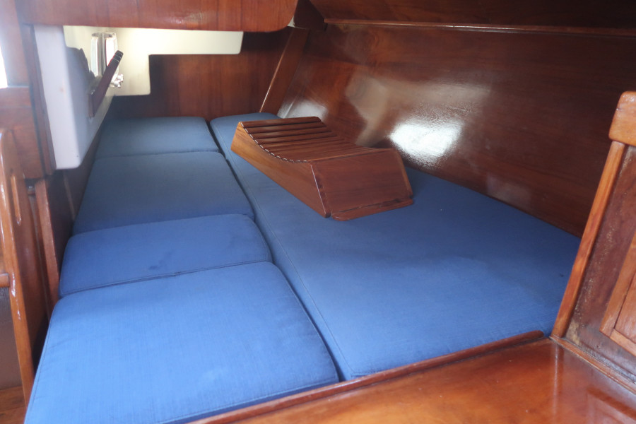 1979 Tartan 37 C