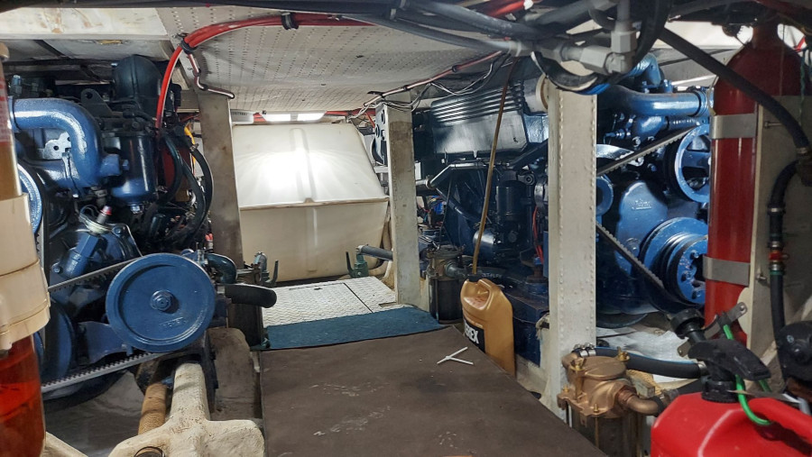 1987 Bayliner 4550
