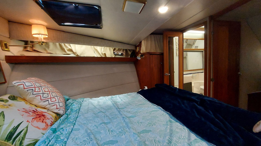 1987 Bayliner 4550