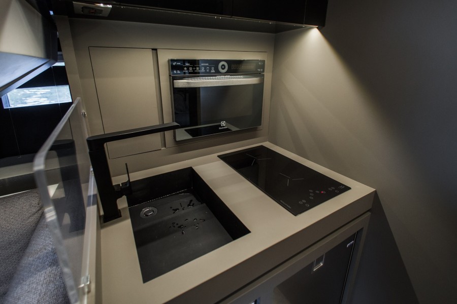 Ocean 55 - Galley