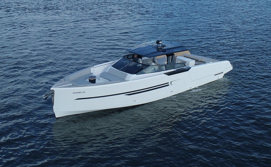 Ocean 55 - Exterior Profile